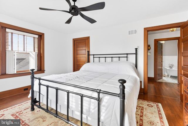 935 CHESTNUT ST, Columbia, PA 17512