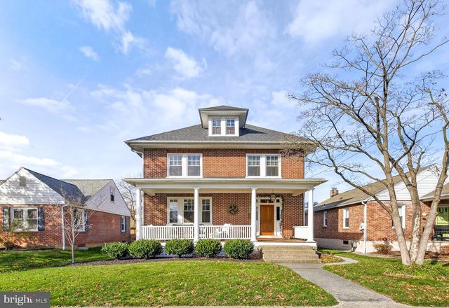 935 CHESTNUT ST, Columbia, PA 17512