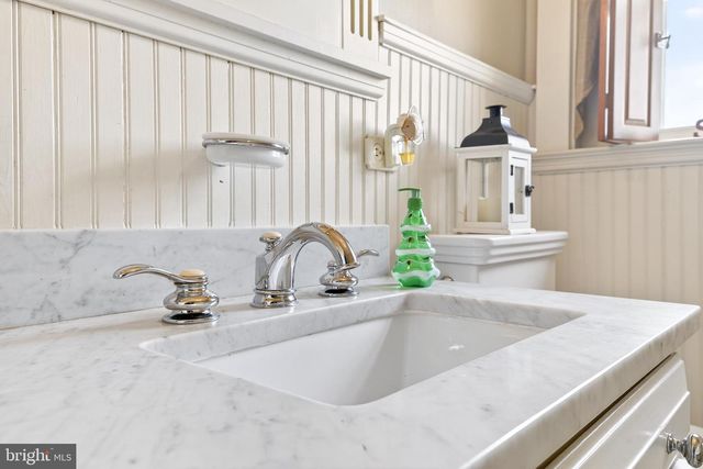 935 CHESTNUT ST, Columbia, PA 17512