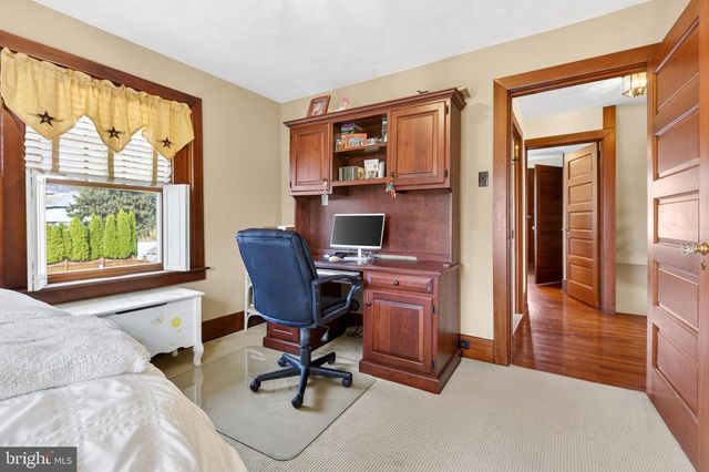 935 CHESTNUT ST, Columbia, PA 17512