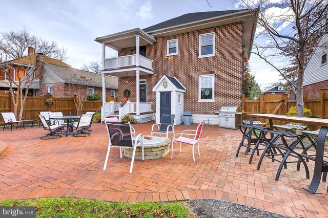 935 CHESTNUT ST, Columbia, PA 17512