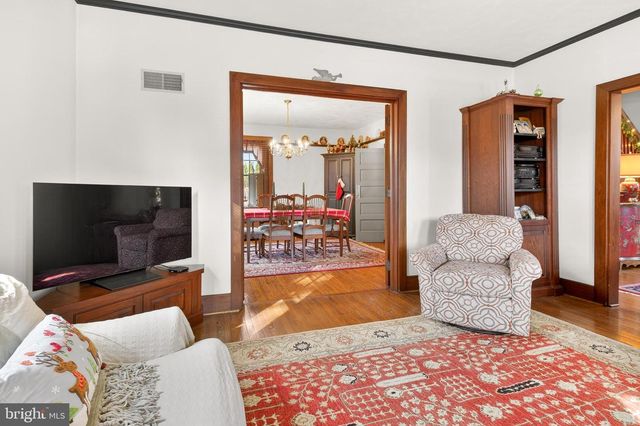 935 CHESTNUT ST, Columbia, PA 17512