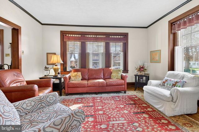 935 CHESTNUT ST, Columbia, PA 17512