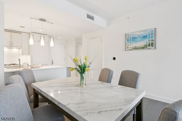 15 Morris Ave 525, Long Branch City, NJ 07740