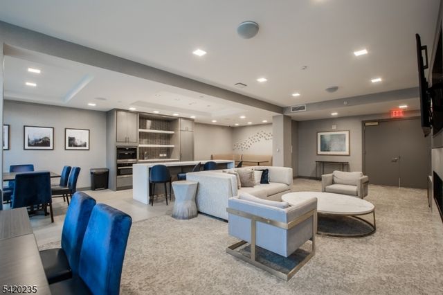 15 Morris Ave 525, Long Branch City, NJ 07740