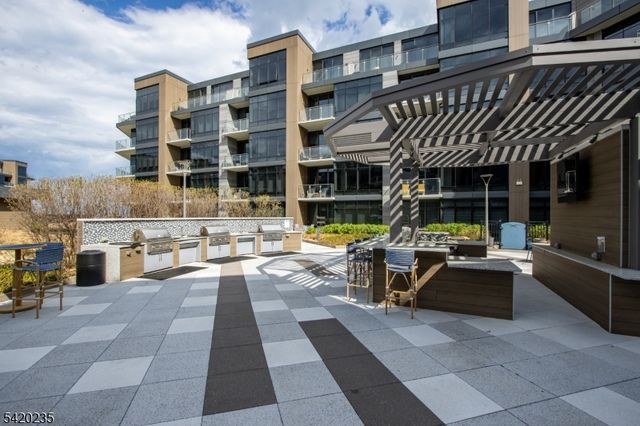 15 Morris Ave 525, Long Branch City, NJ 07740