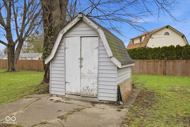 110 Goodrich Avenue, Shelbyville, IN 46176