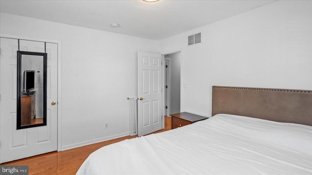 9120 HINTON AVE, Sparrows Point, MD 21219