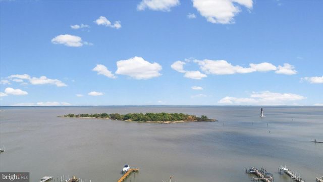 9120 HINTON AVE, Sparrows Point, MD 21219