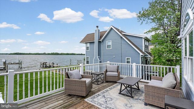9120 HINTON AVE, Sparrows Point, MD 21219