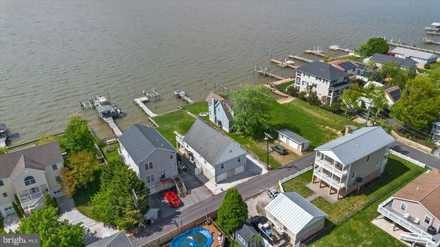 9120 HINTON AVE, Sparrows Point, MD 21219
