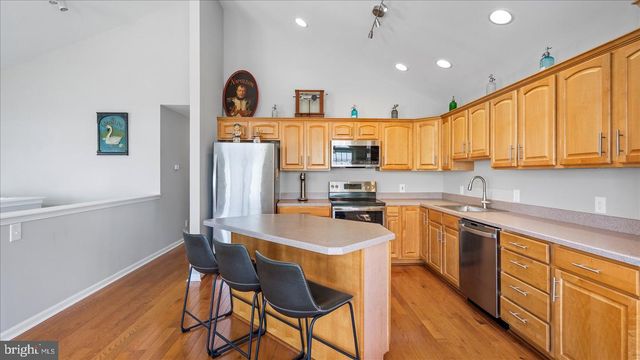 9120 HINTON AVE, Sparrows Point, MD 21219
