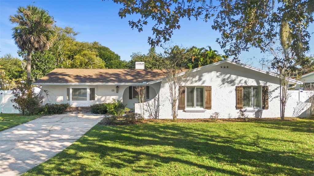 10 MINNEHAHA CIRCLE, Maitland, FL 32751