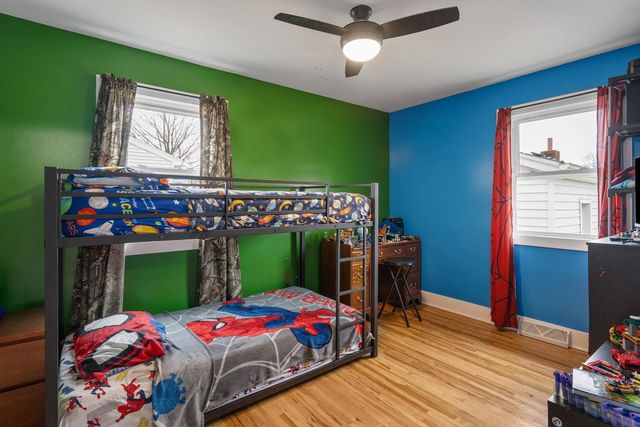 1208 Jones Street, Le Claire, IA 52753