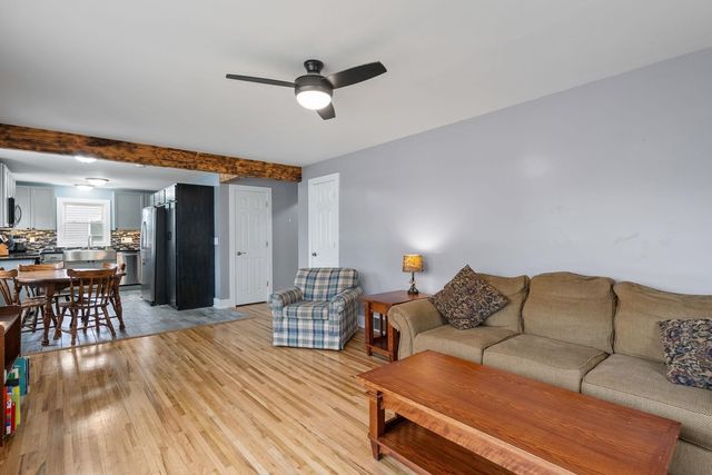 1208 Jones Street, Le Claire, IA 52753