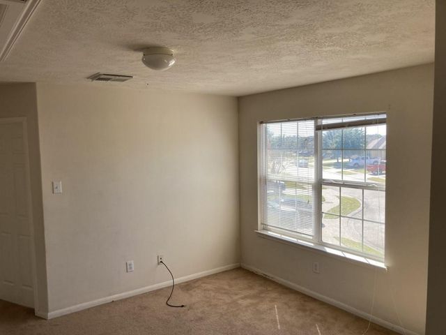 702 Silver Reef, La Marque, TX 77568