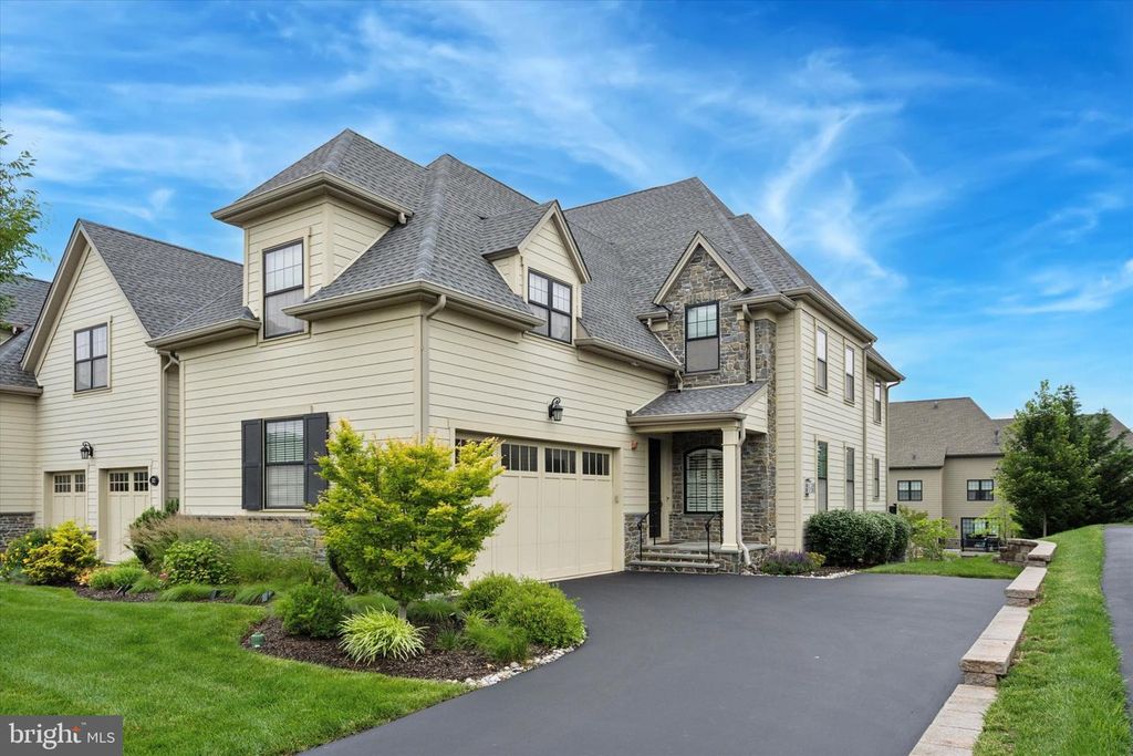 204 PELHAM CT, Flourtown, PA 19031