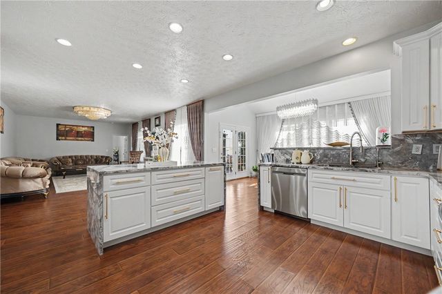 1120 Senna Street, Tipp City, OH 45371