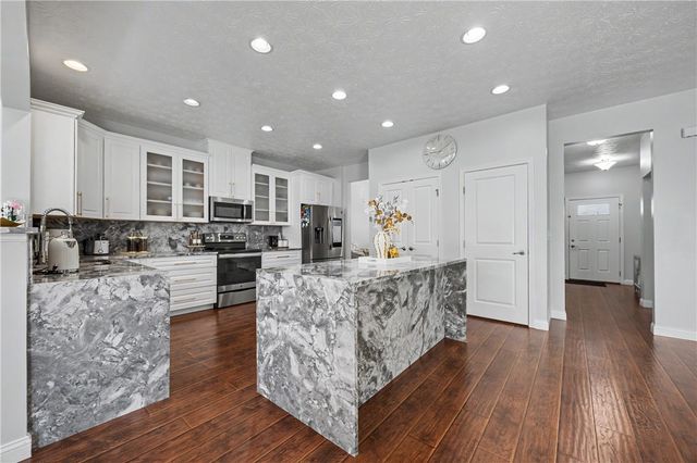 1120 Senna Street, Tipp City, OH 45371