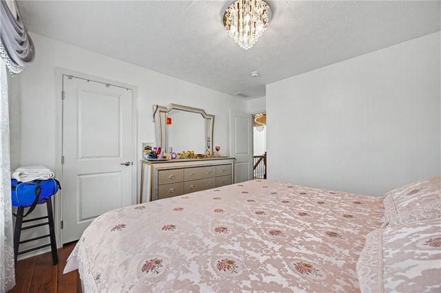1120 Senna Street, Tipp City, OH 45371