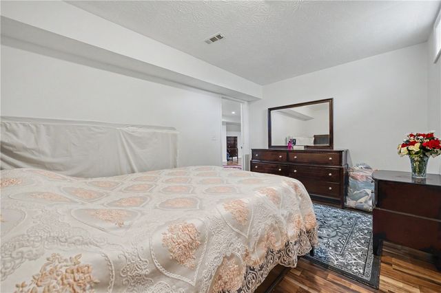 1120 Senna Street, Tipp City, OH 45371