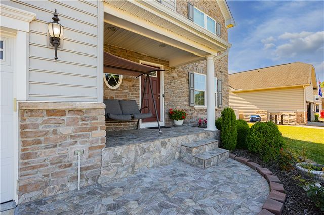 1120 Senna Street, Tipp City, OH 45371