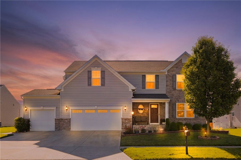 1120 Senna Street, Tipp City, OH 45371