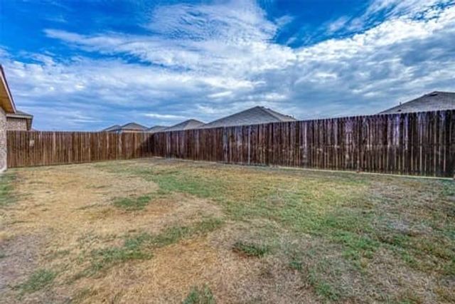 2316 Julia Lane, Forney, TX 75126