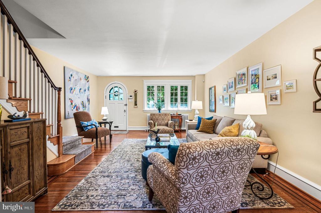 3453 W QUEEN LN, PHILADELPHIA, PA 19129 — photo 5