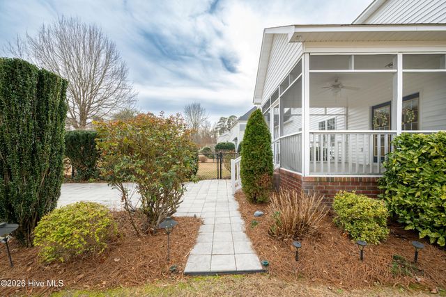 1934 Cherry Stone Lane, Greenville, NC 27858