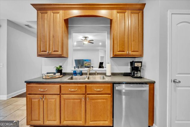 315 Spanish Moss Circle, Dublin, GA 31021