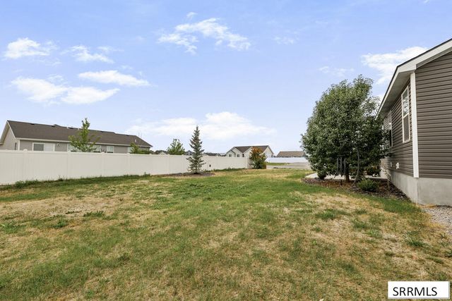 3916 Hemingway Avenue, Idaho Falls, ID 83401