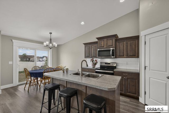 3916 Hemingway Avenue, Idaho Falls, ID 83401