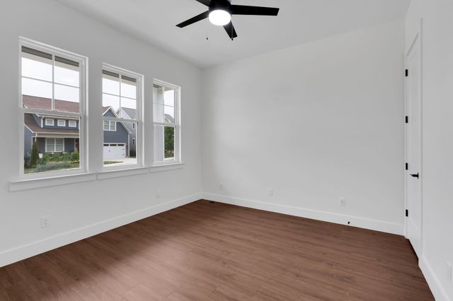 347 Campfire Ct, Winchester, TN 37398