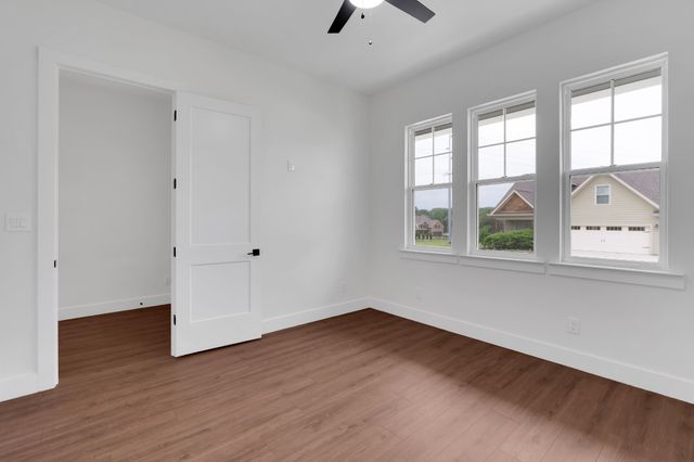 347 Campfire Ct, Winchester, TN 37398