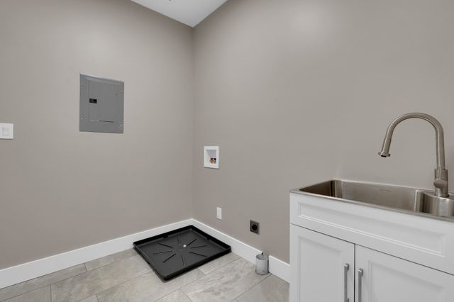 347 Campfire Ct, Winchester, TN 37398