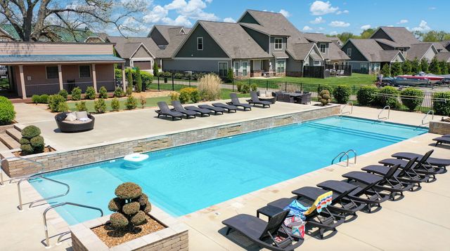 347 Campfire Ct, Winchester, TN 37398