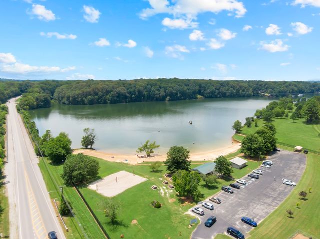 347 Campfire Ct, Winchester, TN 37398