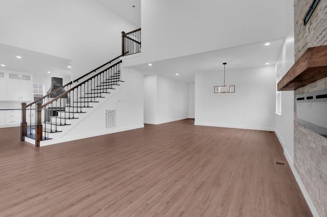 347 Campfire Ct, Winchester, TN 37398