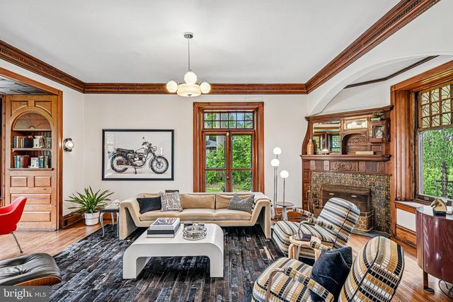 51 E PENN ST, Philadelphia, PA 19144