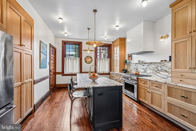 51 E PENN ST, Philadelphia, PA 19144