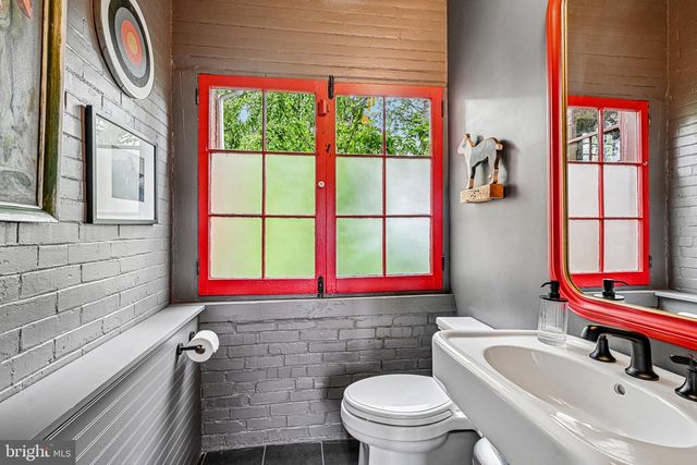 51 E PENN ST, Philadelphia, PA 19144