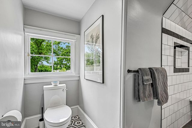 51 E PENN ST, Philadelphia, PA 19144