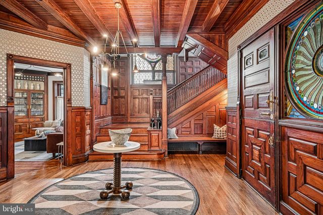 51 E PENN ST, Philadelphia, PA 19144