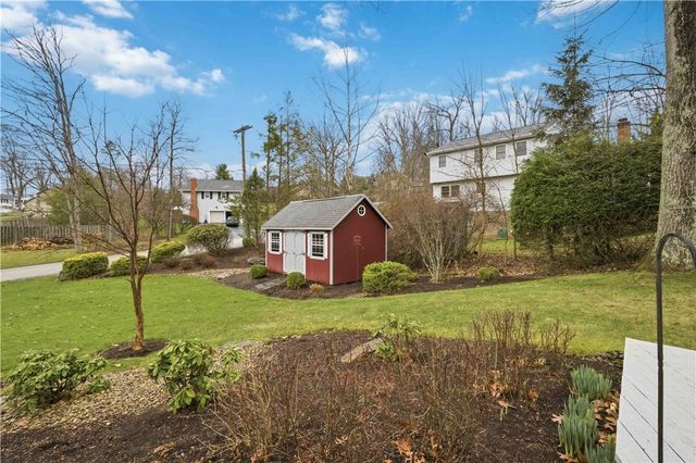 100 Hermitage Circle, Ligonier Twp, PA 15658