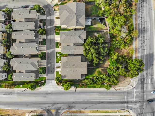8945 Parker Ranch CIR B, Austin, TX 78748