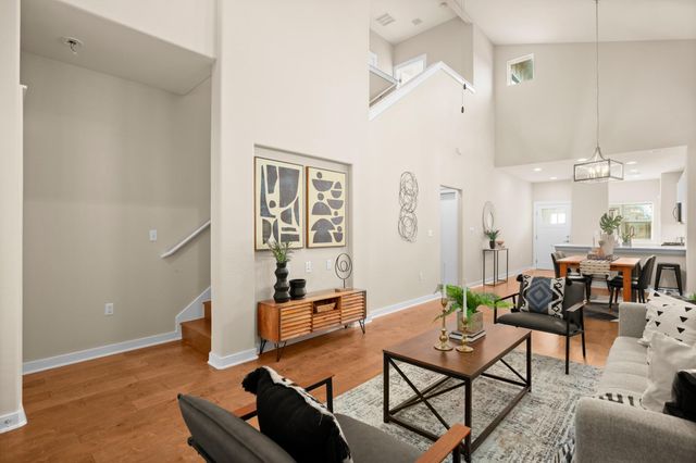 8945 Parker Ranch CIR B, Austin, TX 78748