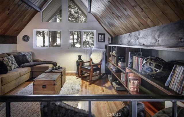 422 Klamath, Lake Arrowhead, CA 92352