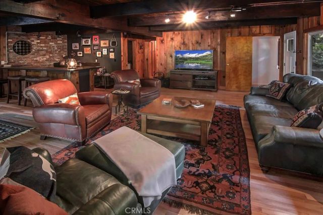 422 Klamath, Lake Arrowhead, CA 92352