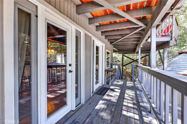 422 Klamath, Lake Arrowhead, CA 92352
